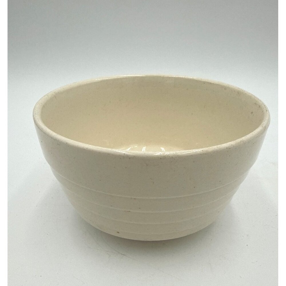 Vintage USA Soft Cream Ribbed Cereal Size Ceramic Bowl Cottagecore Farmhouse